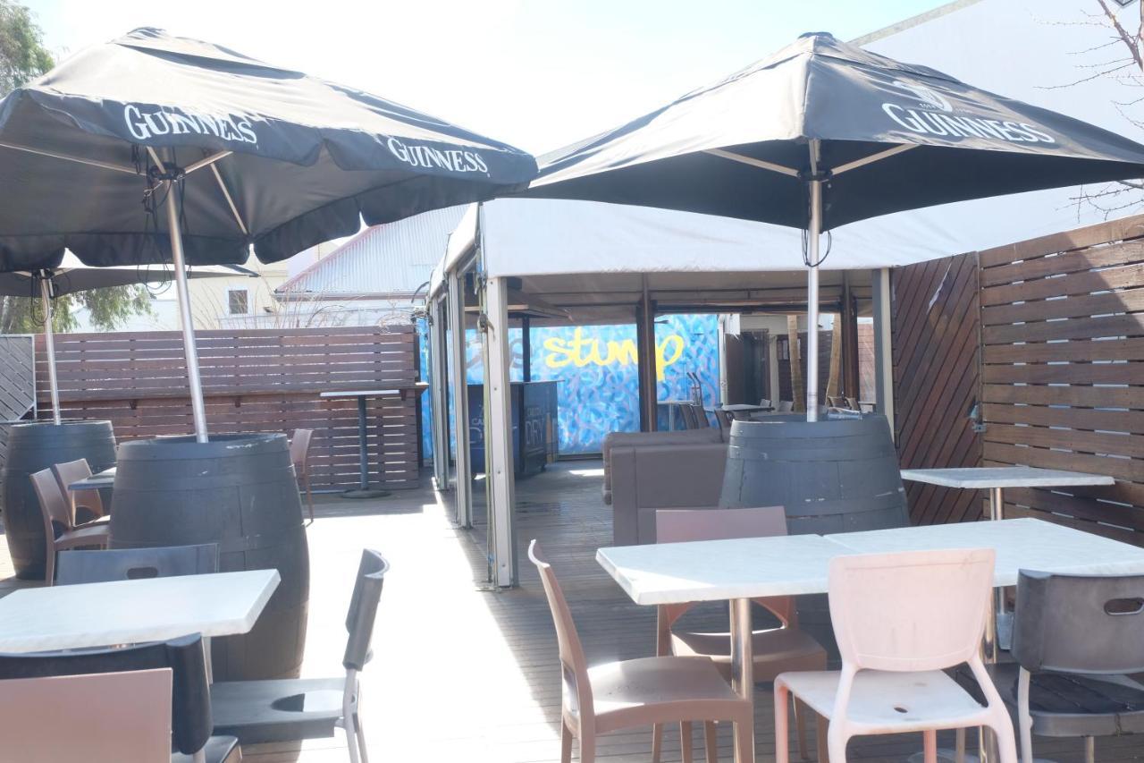 The Caledonian Inn Port Fairy Exterior photo